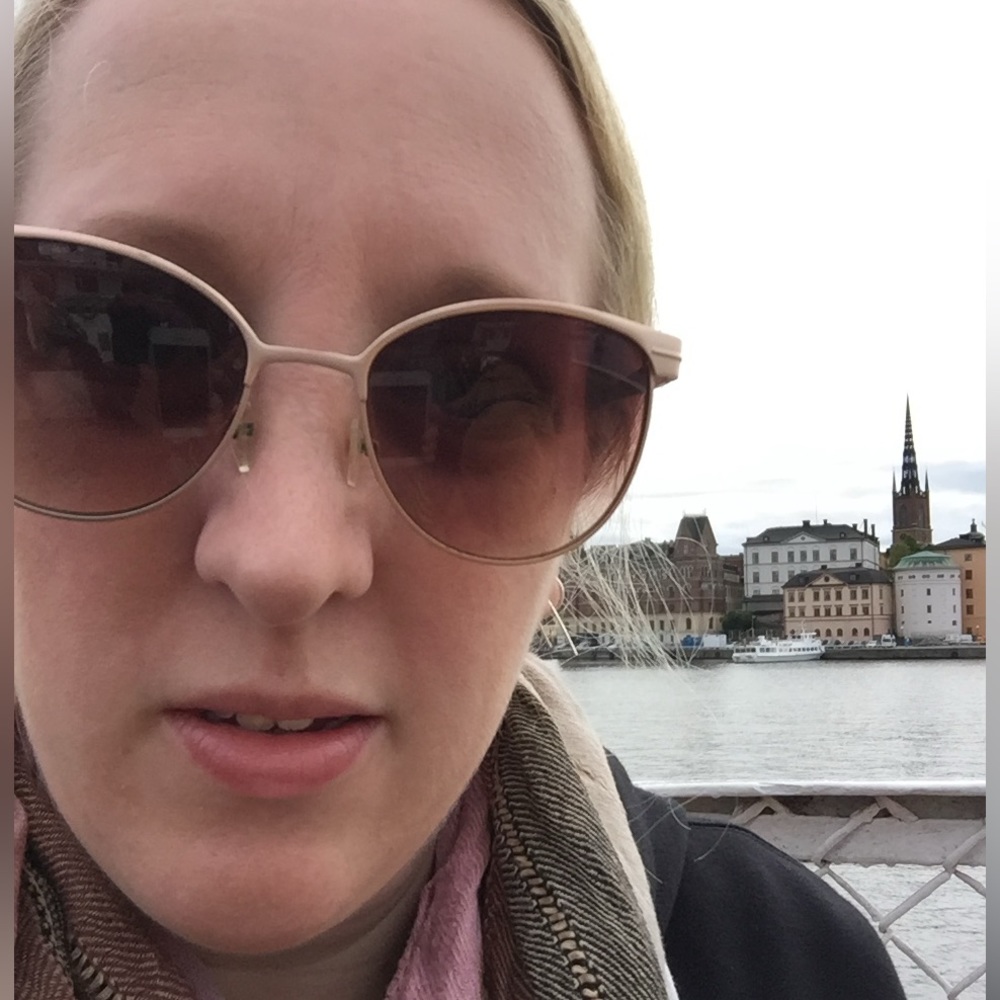Meet your Posher, Anna